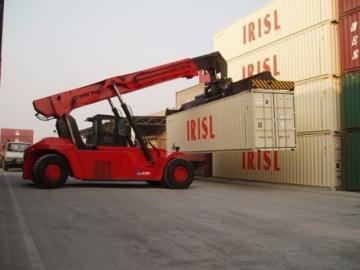 XE NÂNG CONTAINER